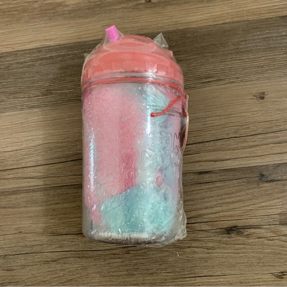 Num Noms Lights Surprise in A Jar- Candy Sparkle Snow Scented Plush - Picture 4 of 6